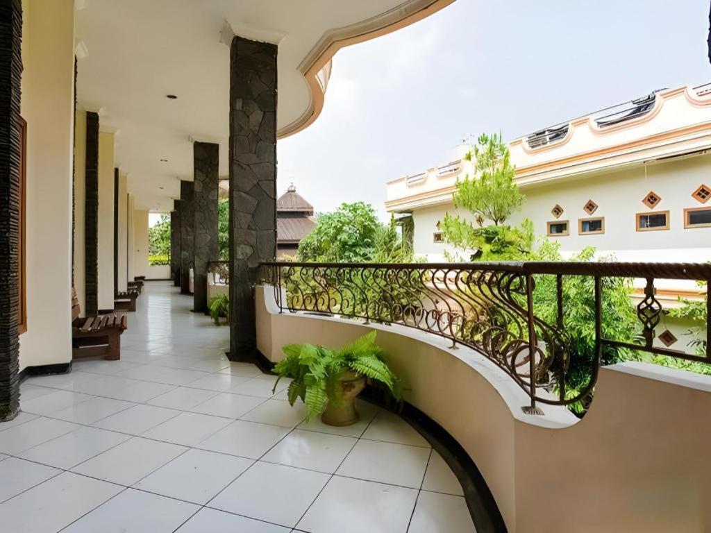 Oyo 3406 Pandu Prima Syariah Hotel 2*